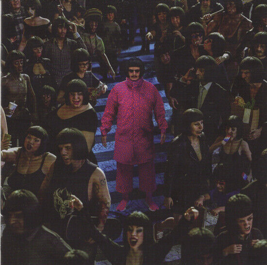 Oliver Tree - Alone In A Crowd (CD)